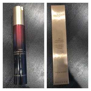 Kevyn Aucoin The celestial skin liquid lighting